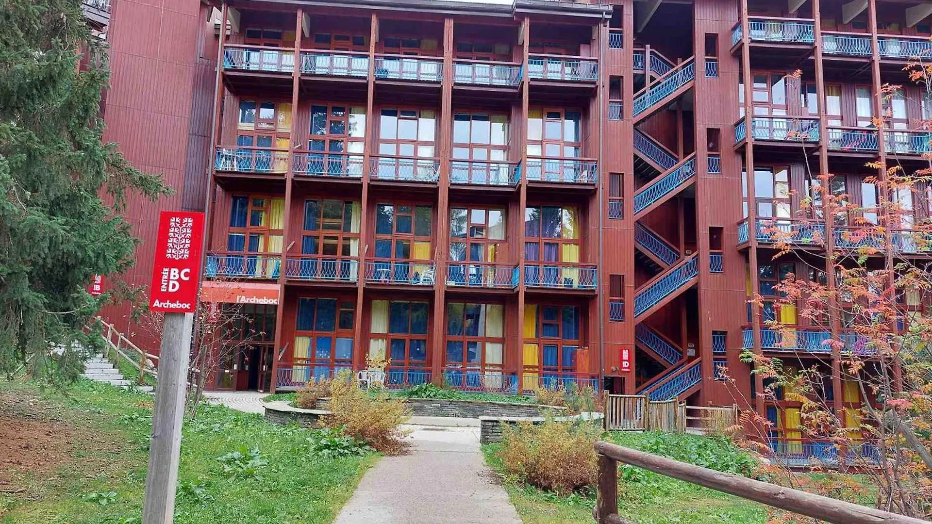 Appartement Duplex 4 Pers A Arc 1800, Balcon, Wi-Fi, Acces Pistes Et Commerces A Proximite - Fr-1-411-912 Bourg-Saint-Maurice 0*,  France